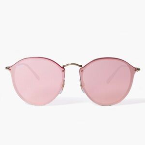 Ray-Ban Pink Mirrored Sunglasses Sleek Design